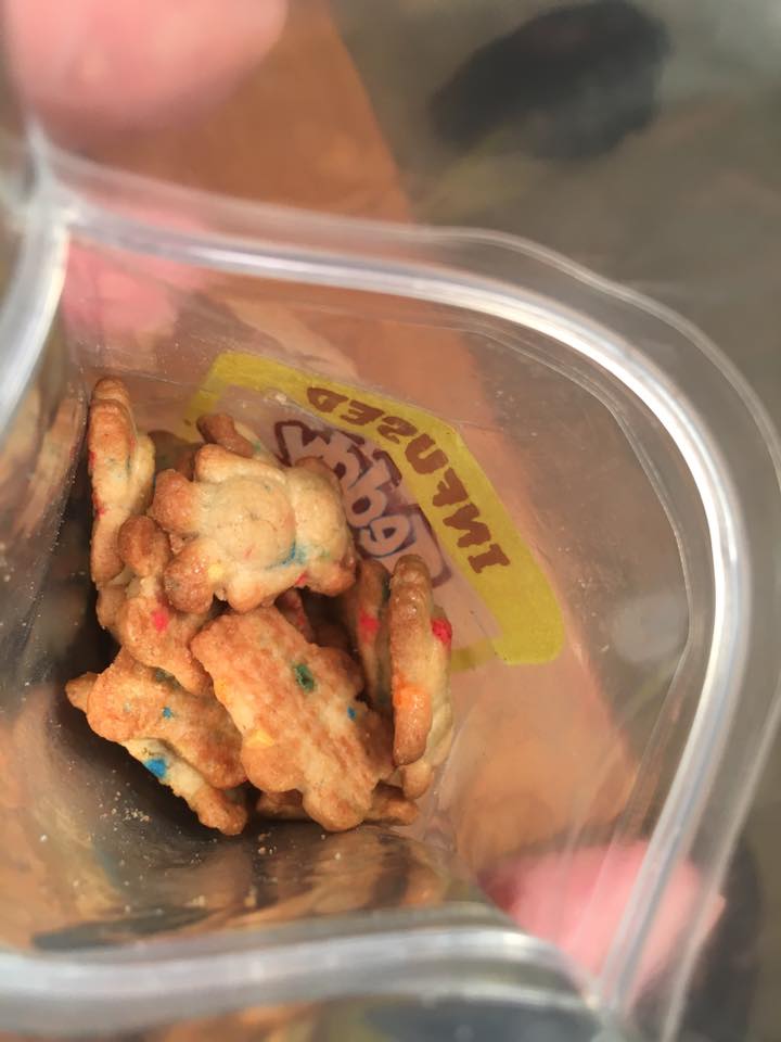 infused teddy grahams packaging close up