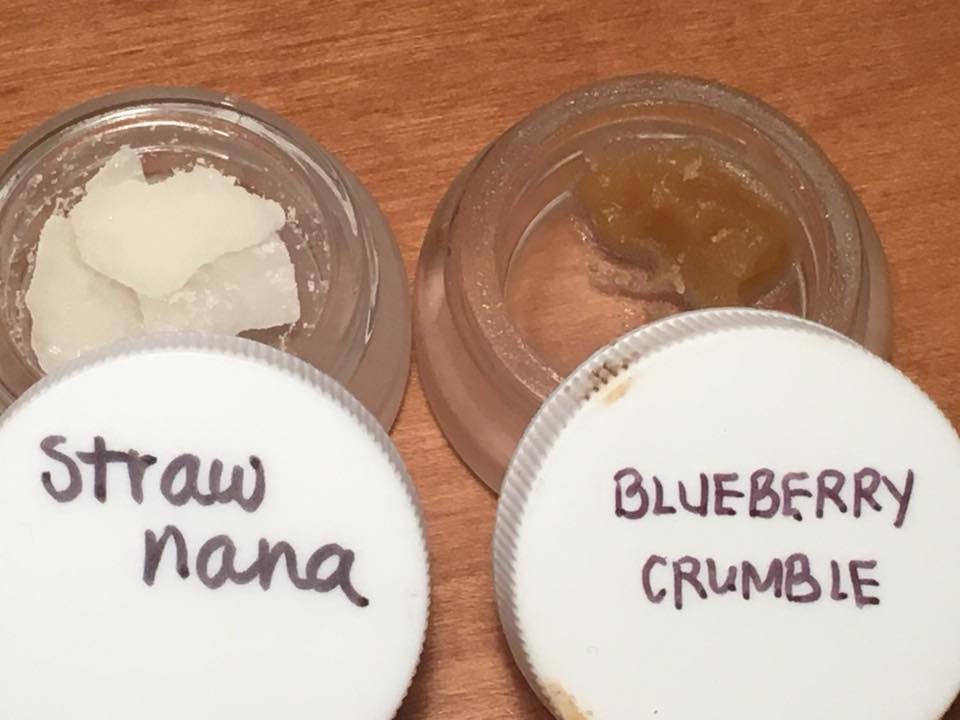 straw nana and blueberry crumble district hemp