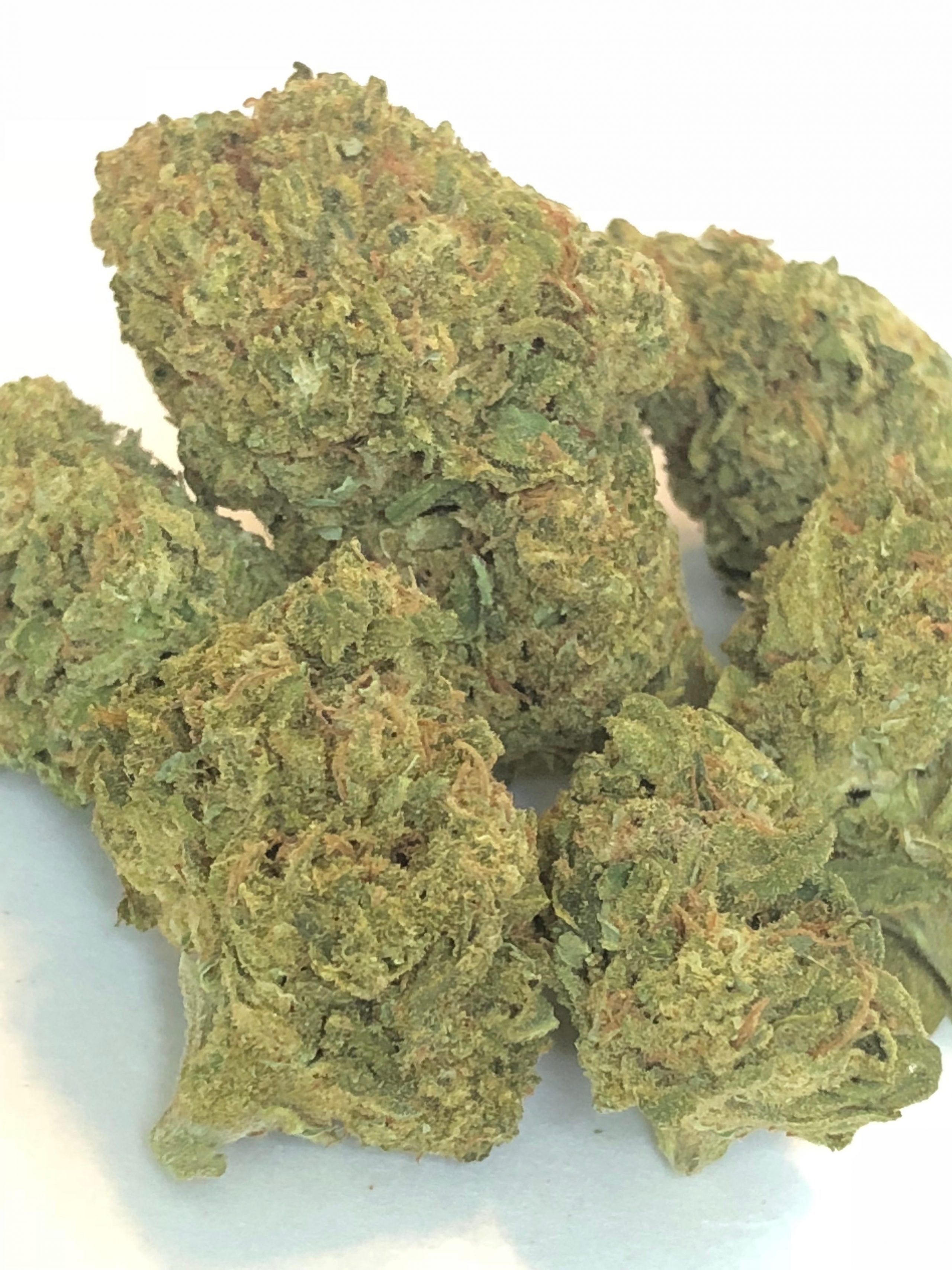 Cherry Pie flower cannabis