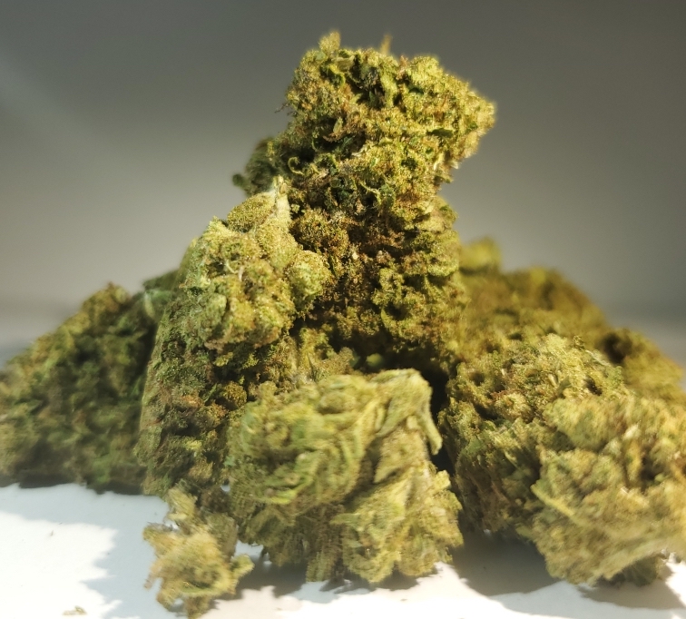 select co op dc sour venom weed photo