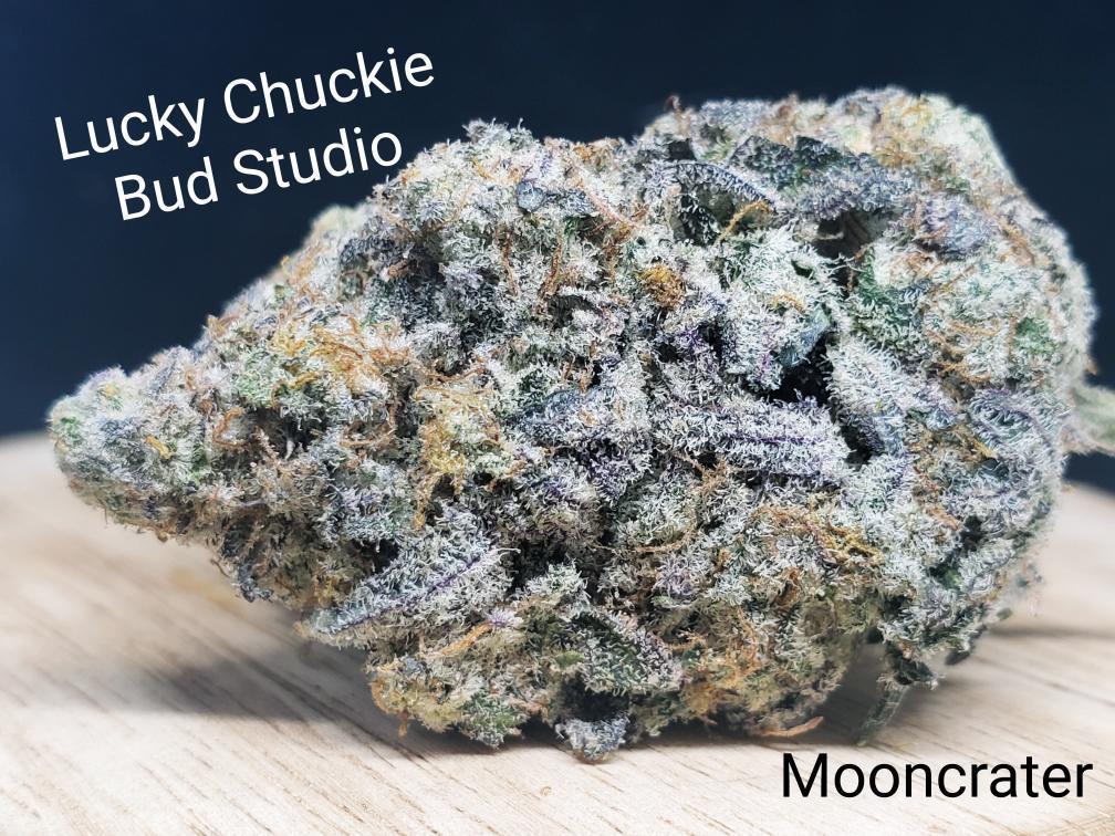 lucky chuckie dc mooncrater weed photo