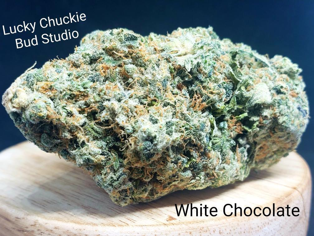 lucky chuckie dc white chocolate weed photo