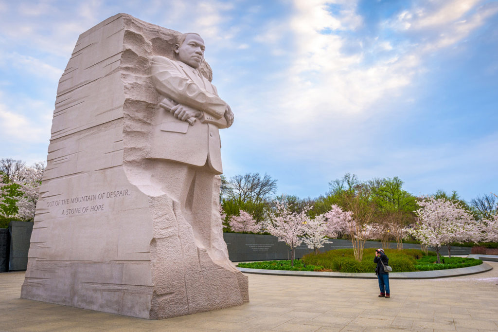 martin luther king memorial statue photo