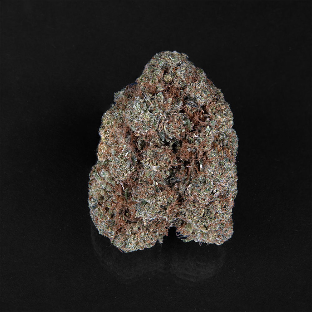 platinum og strain cannabis photo