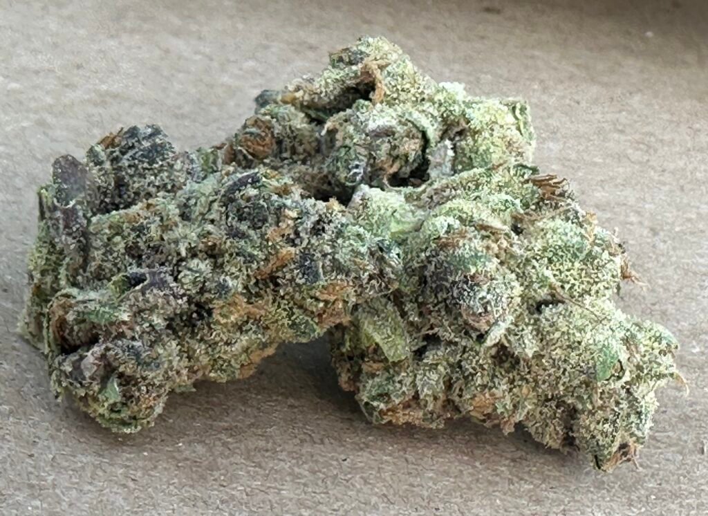 legend cannabis maryland wedding cheesecake photo